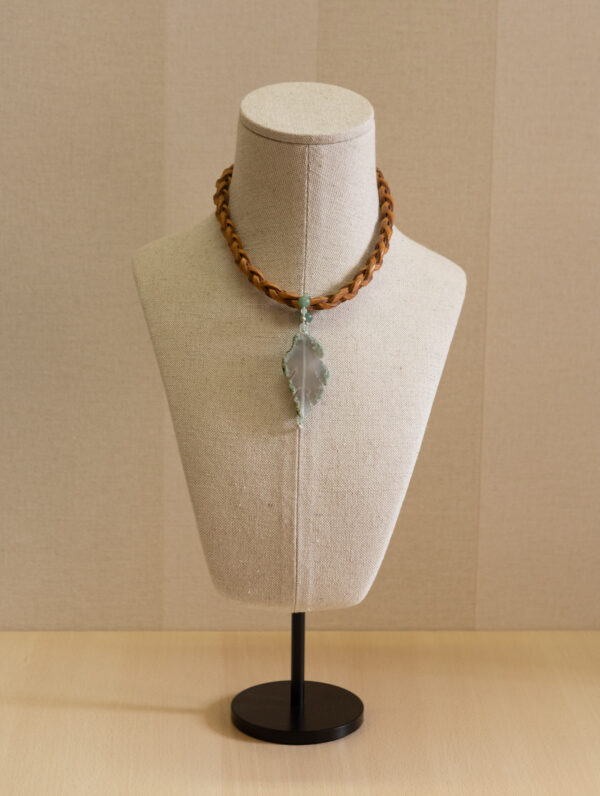 Collar África cuero y piedra natural
