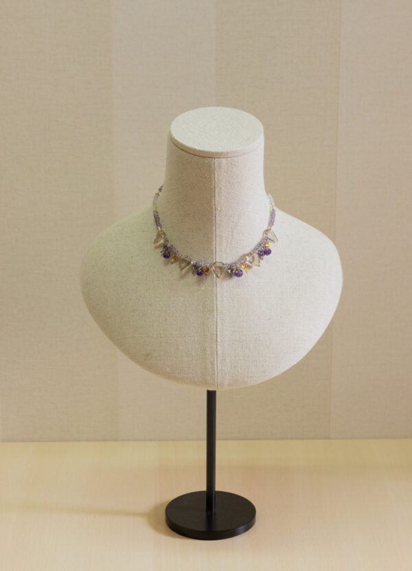Collar plata chapado en oro,  con colgantes asimétricos de piedra natural 